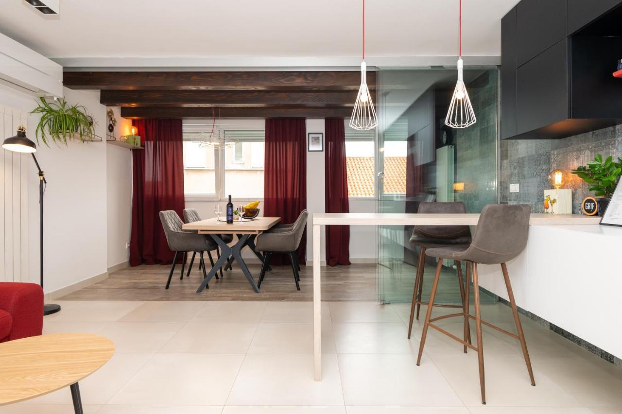 Apartment Tula Šibenik Buitenkant foto