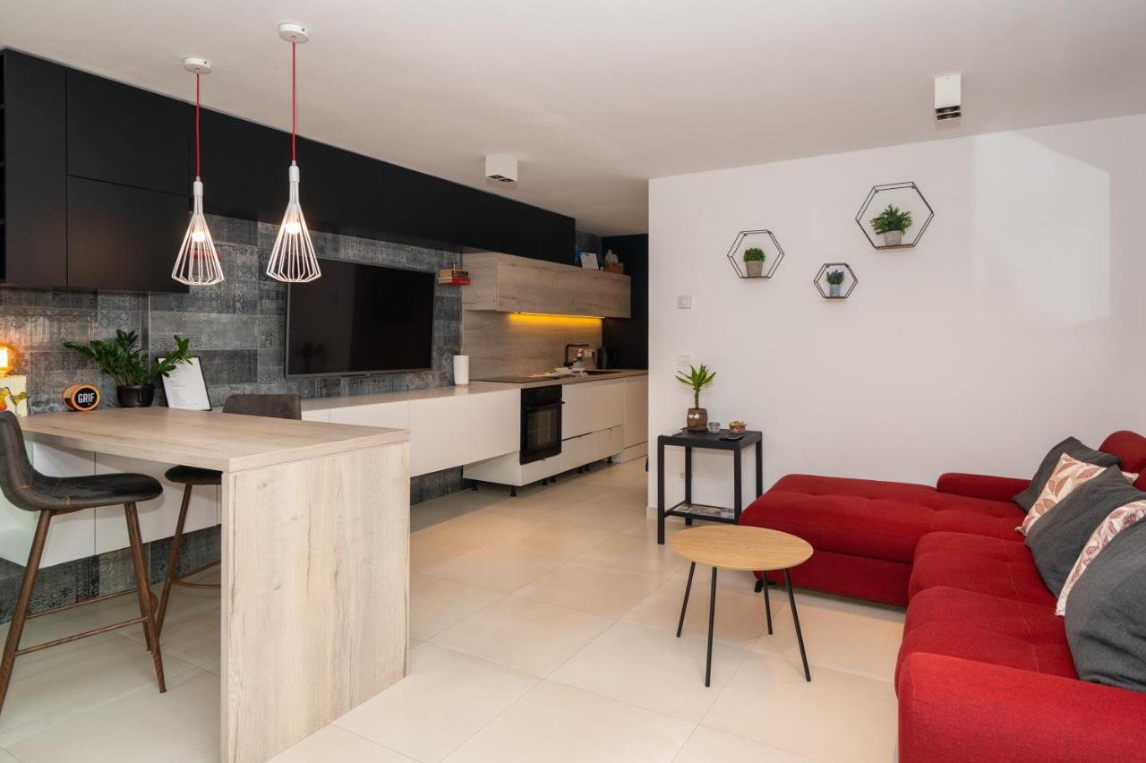 Apartment Tula Šibenik Buitenkant foto