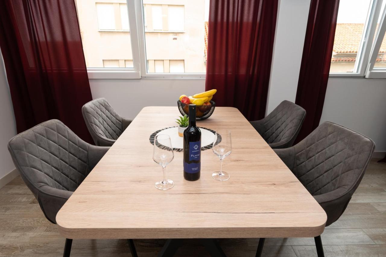 Apartment Tula Šibenik Buitenkant foto